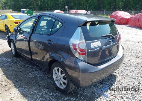 2012 Toyota Prius C Three from USA, damaged, VIN JTDKDTB31C1516520